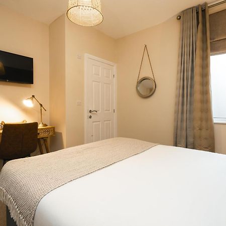 Rooms At The Dressers Arms 乔利 外观 照片