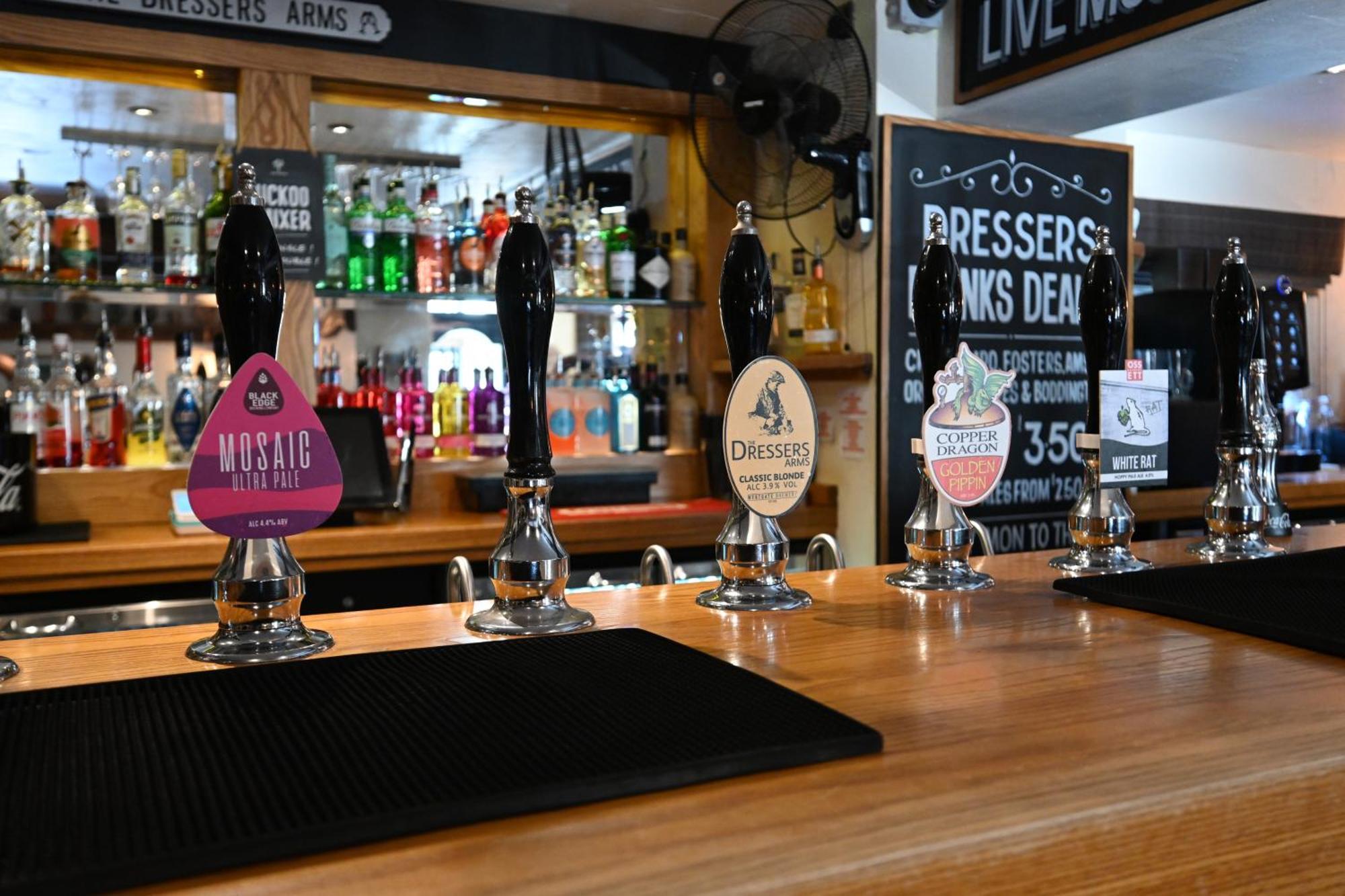 Rooms At The Dressers Arms 乔利 外观 照片